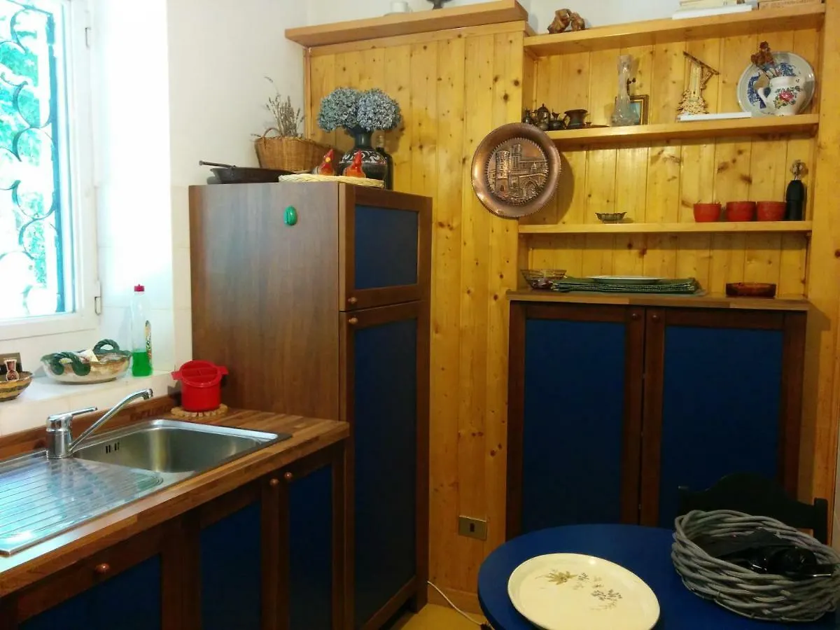 Holiday home Casa Pierini Villa Civenna Italy